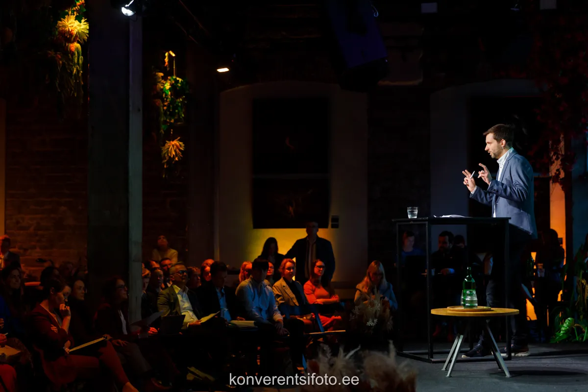 07_1094_20241107 foto Arno MIkkor_konverentsifoto